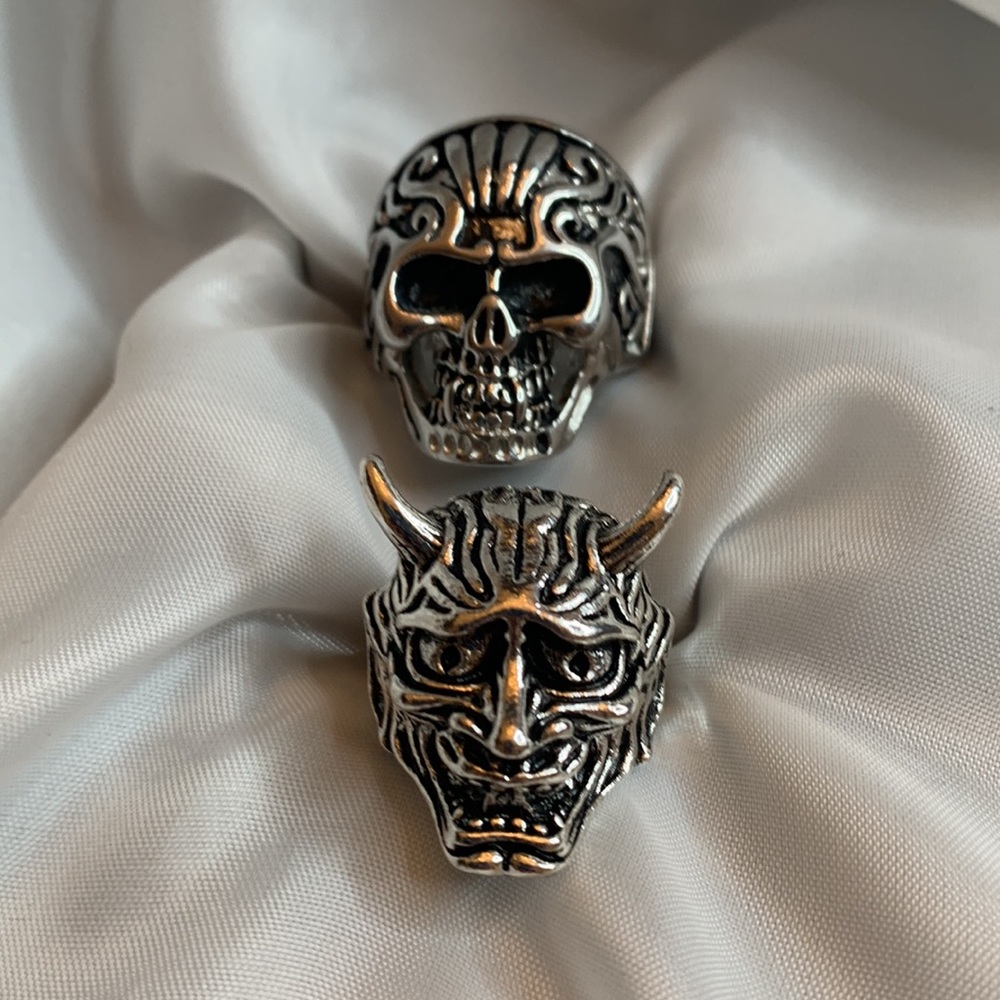 Men’s Rings Silver Tone Skull & Devil - Picture 1 of 5